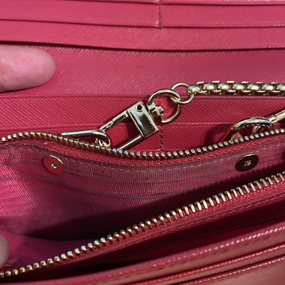 Authentic Prada wallet with unbranded D-ring & unbranded metal strap (repainted) - Picture 15 of 15